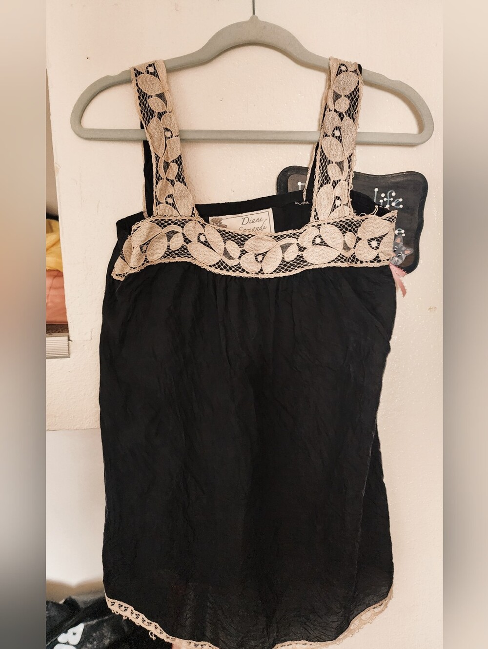 WOMEN'S 70'S LACE TANK - BLACK COAL